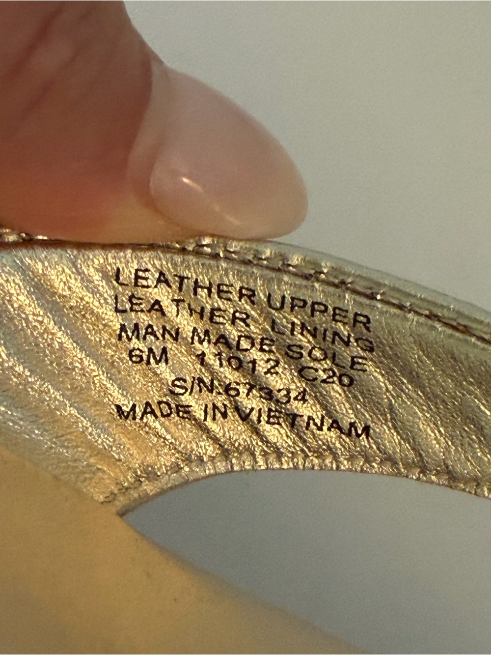 Tory Burch Benton Thong in Spark Gold Sandals. Sz. 6. - Picture 8 of 11